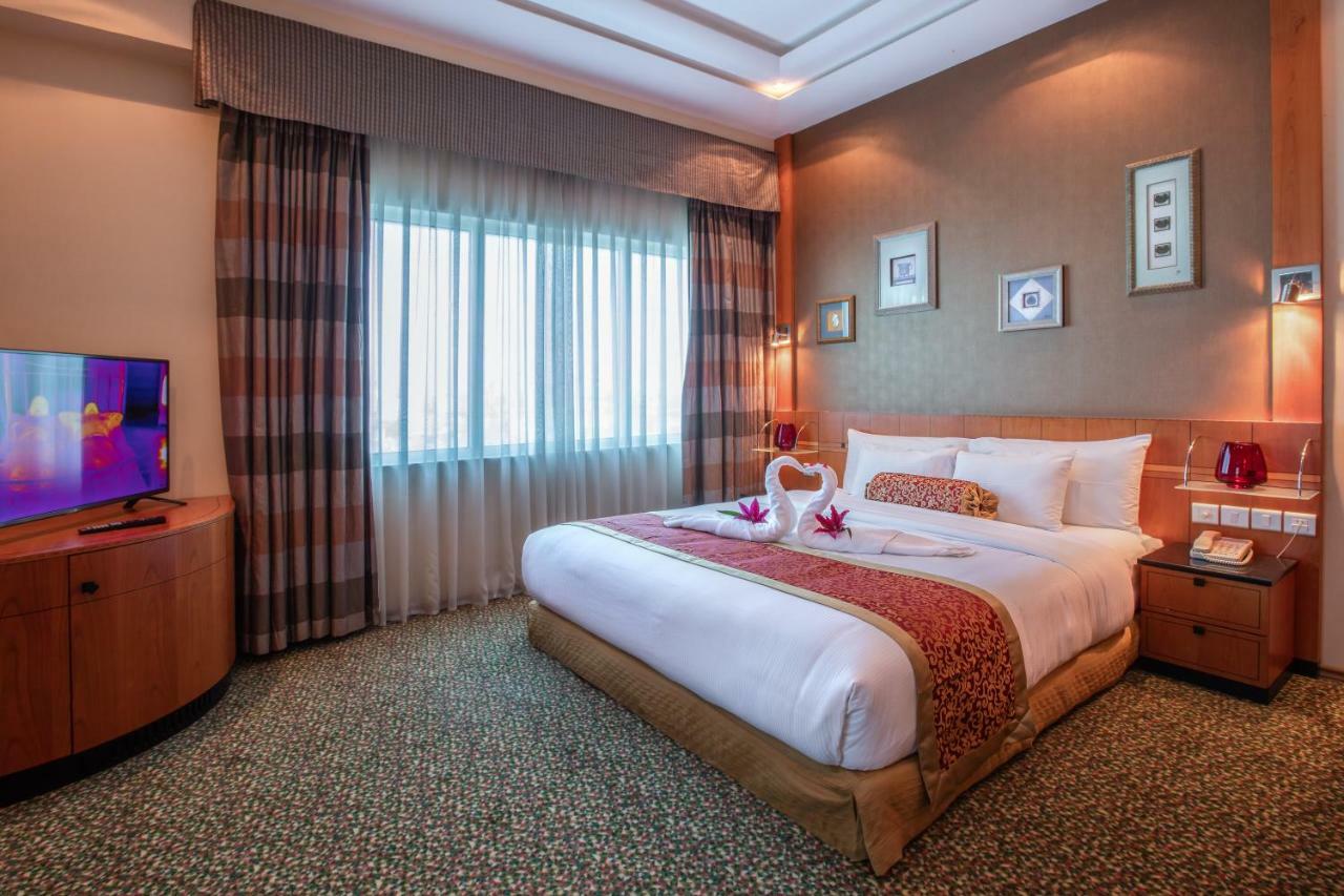 Gulf Court Hotel Manama Exteriör bild